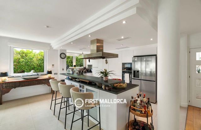 4 camera da letto Villa in vendita in Santa Ponsa, Calvià con piscina garage - 3.750.000 € (Rif: 10127294)