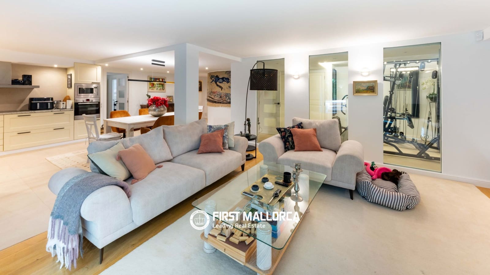 4 bedroom Villa for sale in Santa Ponsa with pool garage - € 3,750,000 (Ref: 10127294)