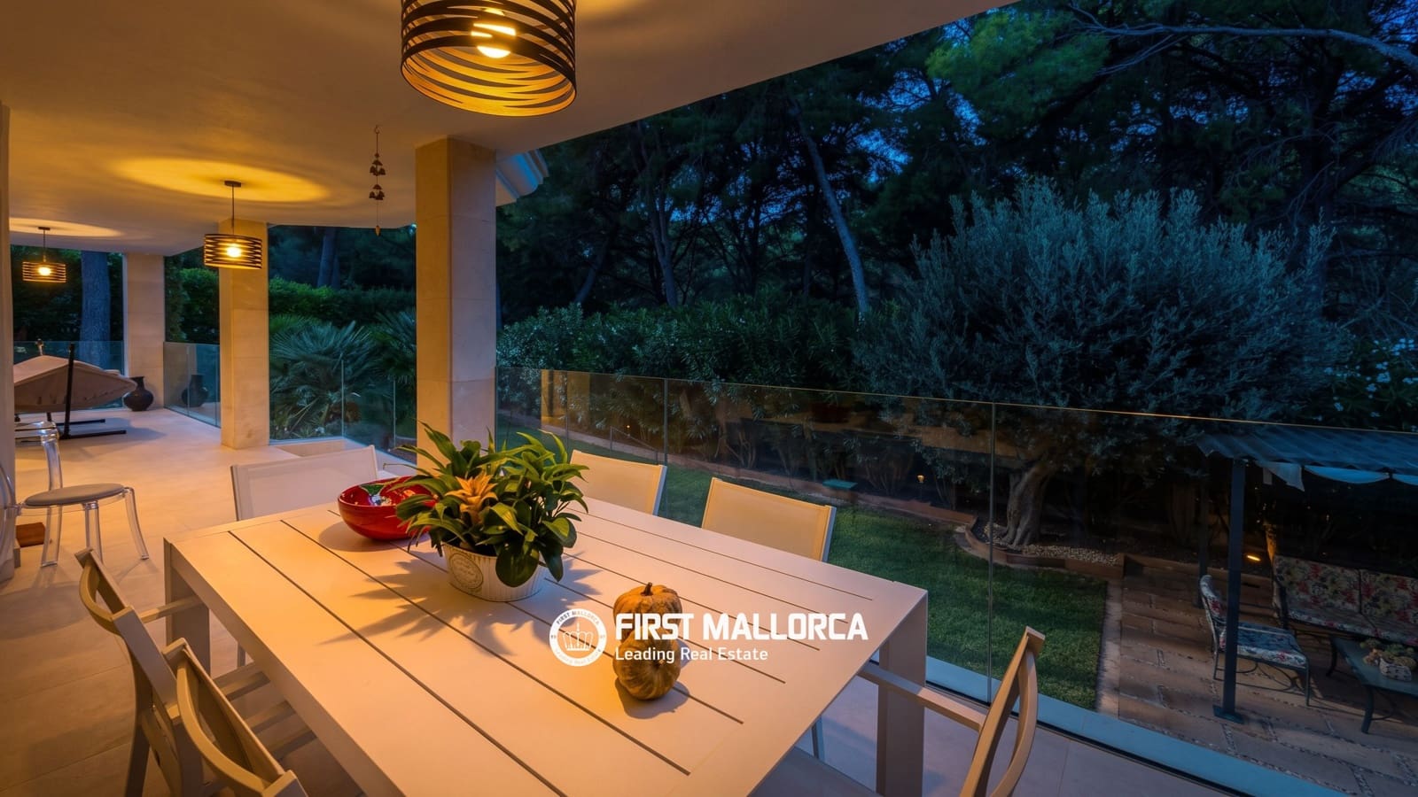 4 bedroom Villa for sale in Santa Ponsa with pool garage - € 3,750,000 (Ref: 10127294)