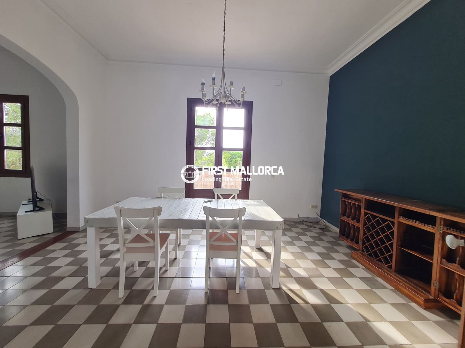 3 bedroom Villa for rent in Son Caliu with garage - € 2,250 (Ref: 10130931)