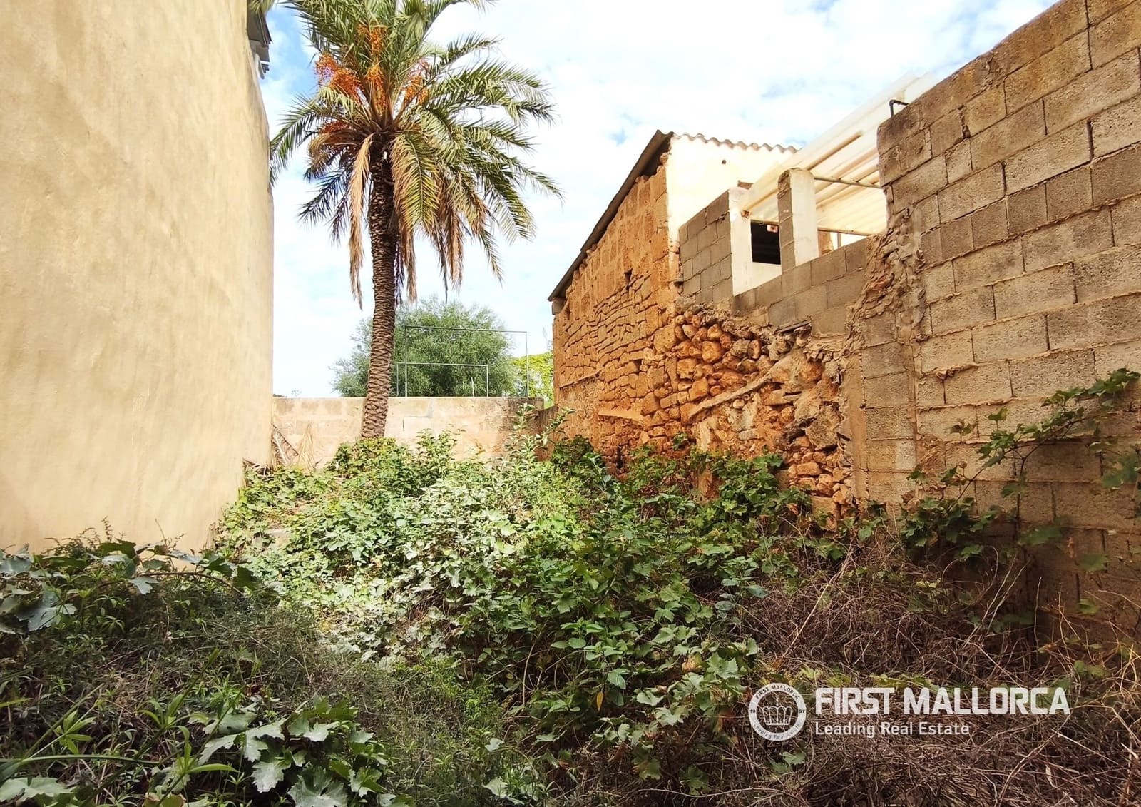 Townhouse for sale in Llucmajor - € 350,000 (Ref: 10130932)