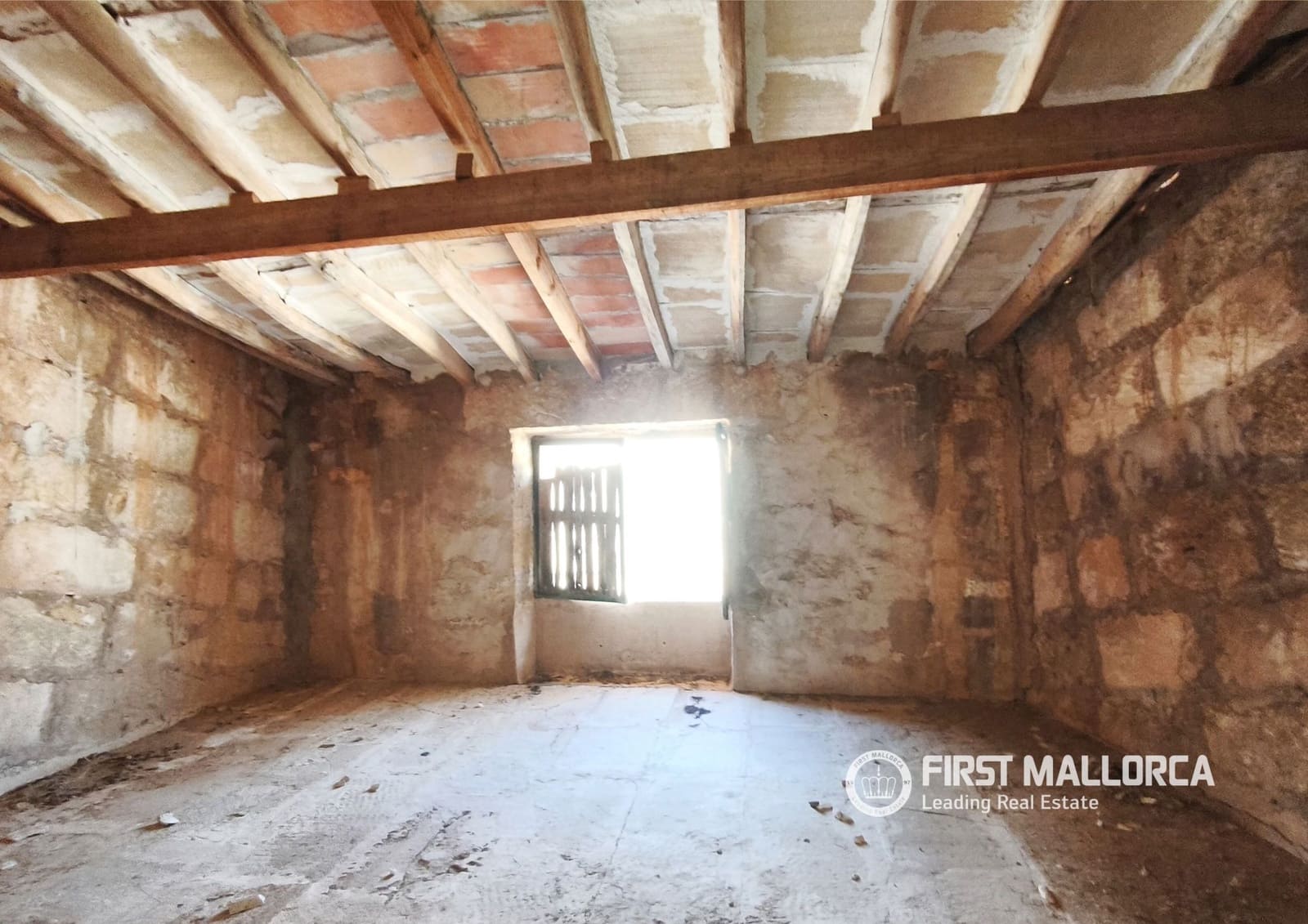 3 bedroom Townhouse for sale in Llucmajor with garage - € 375,000 (Ref: 10130933)