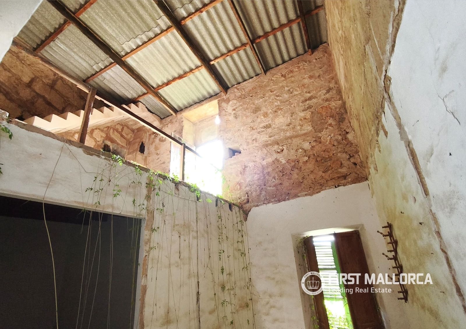 3 bedroom Townhouse for sale in Llucmajor with garage - € 375,000 (Ref: 10130933)
