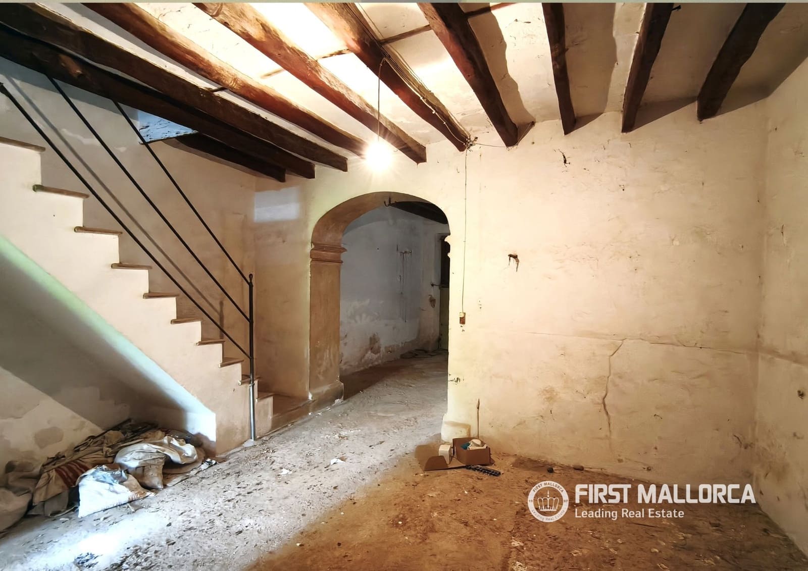 3 bedroom Townhouse for sale in Llucmajor with garage - € 375,000 (Ref: 10130933)