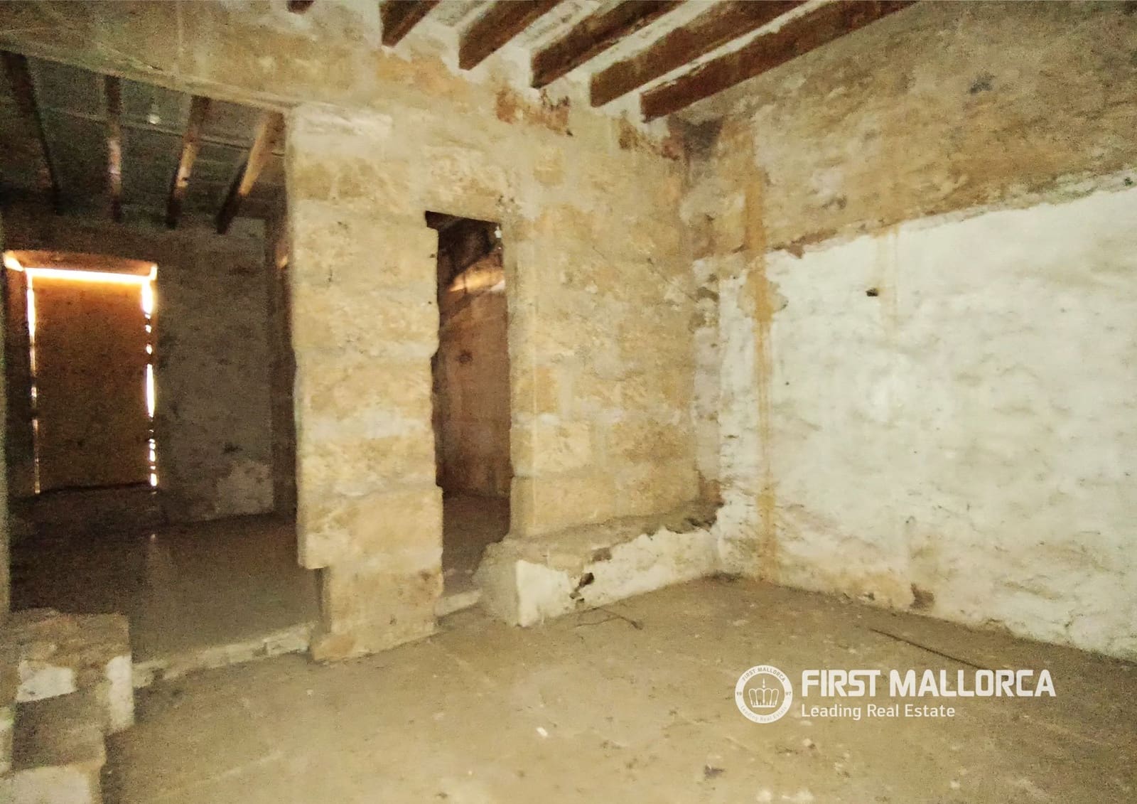 3 bedroom Townhouse for sale in Llucmajor with garage - € 375,000 (Ref: 10130933)