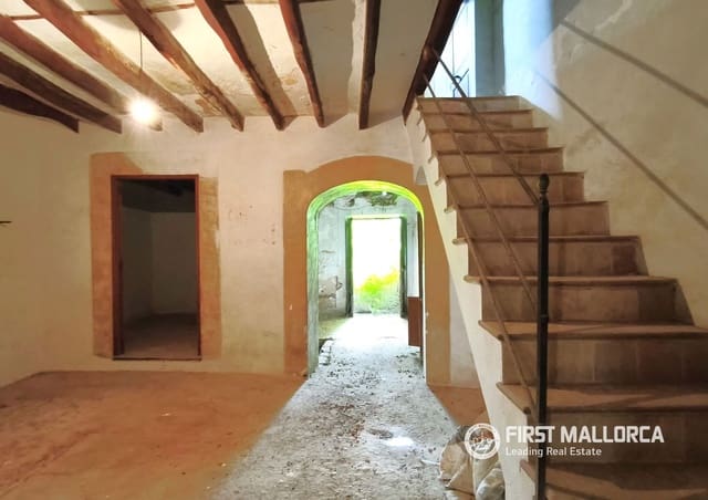 3 sovrum Hus till salu i Llucmajor med garage - 375 000 € (Ref: 10130933)