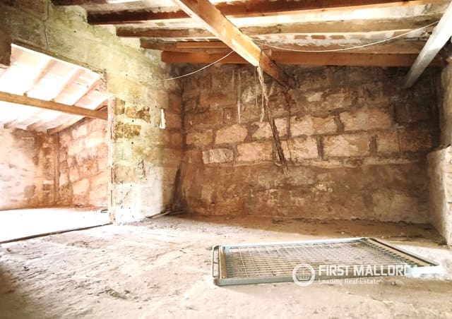 3 sovrum Hus till salu i Llucmajor med garage - 375 000 € (Ref: 10130933)