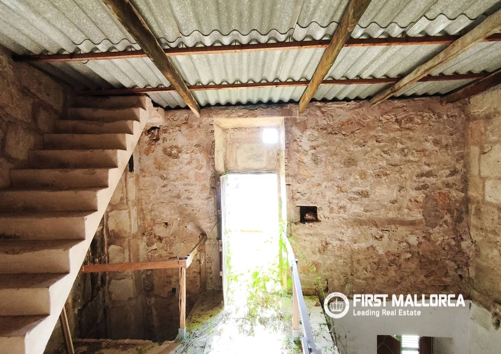 3 bedroom Townhouse for sale in Llucmajor with garage - € 375,000 (Ref: 10130933)