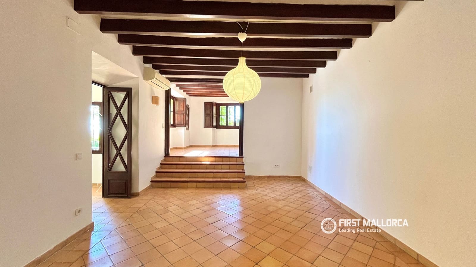 3 bedroom Villa for rent in Palma de Mallorca with garage - € 3,950 (Ref: 10135205)