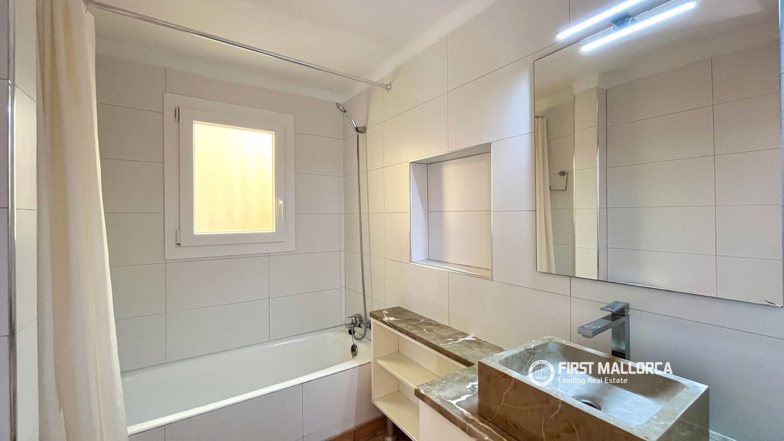 3 bedroom Villa for rent in Palma de Mallorca with garage - € 3,950 (Ref: 10135205)