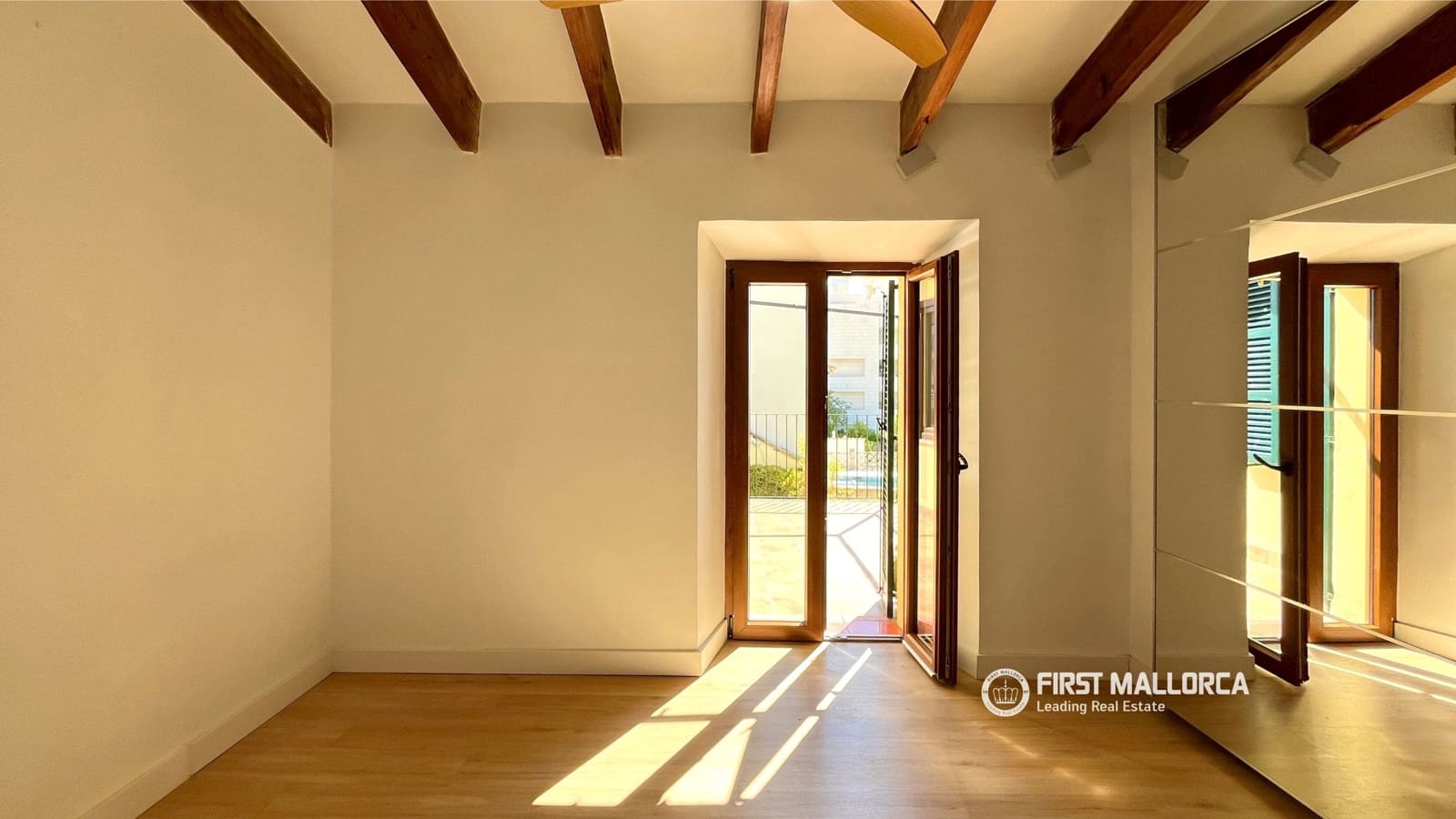 3 bedroom Villa for rent in Palma de Mallorca with garage - € 3,950 (Ref: 10135205)