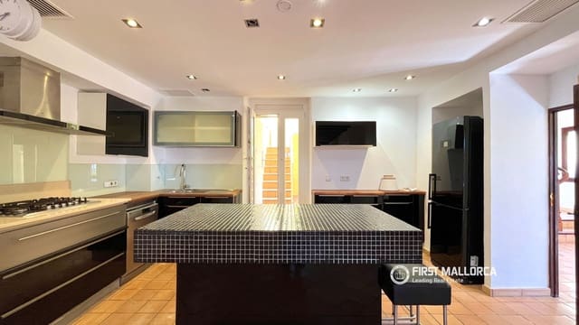 3 bedroom Villa for rent in La Bonanova, Palma de Mallorca with garage - € 3,950 (Ref: 10135205)