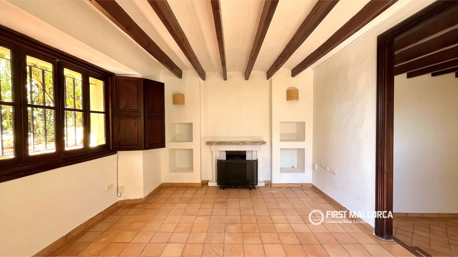 3 bedroom Villa for rent in Palma de Mallorca with garage - € 3,950 (Ref: 10135205)