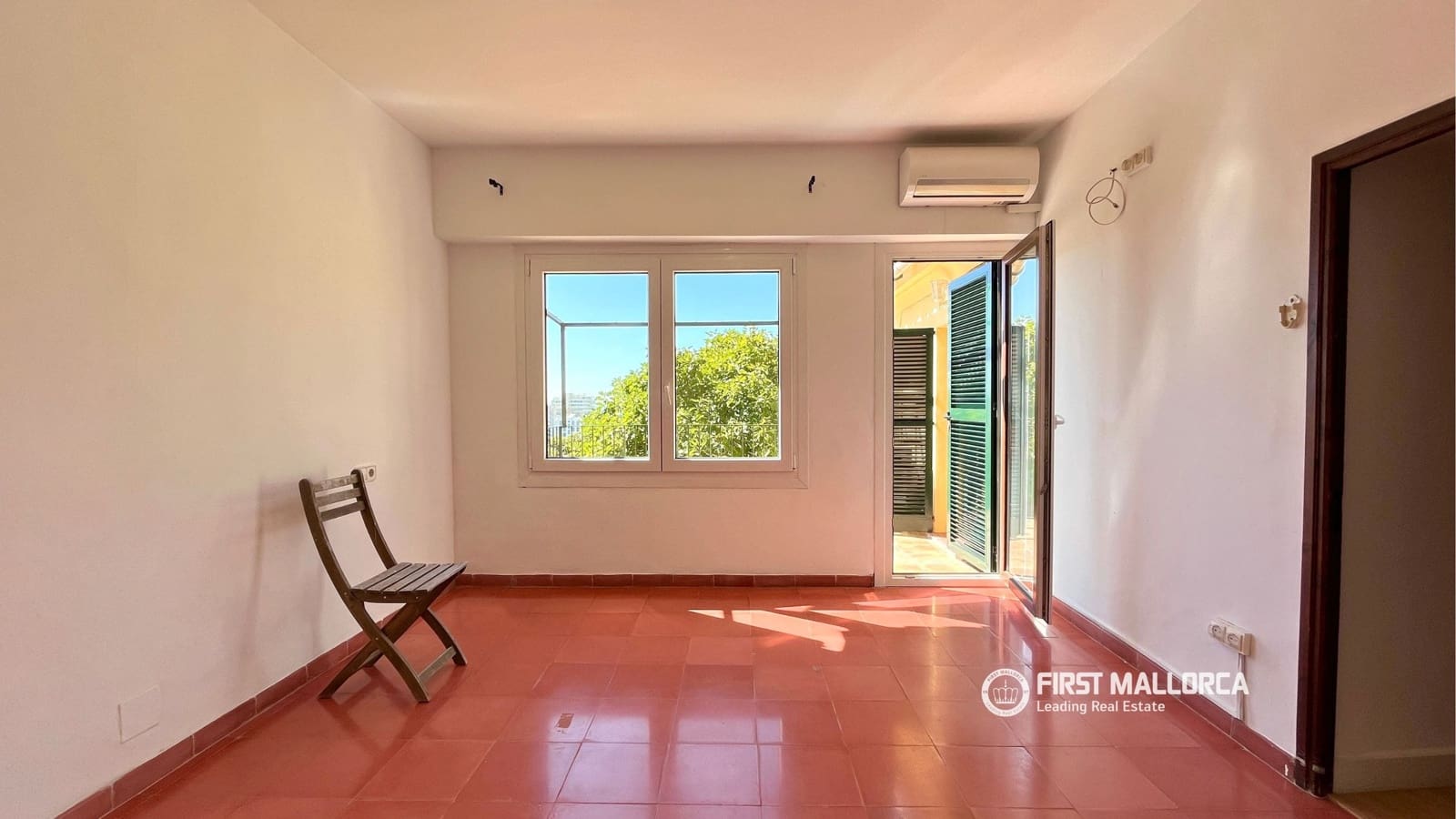 3 bedroom Villa for rent in Palma de Mallorca with garage - € 3,950 (Ref: 10135205)