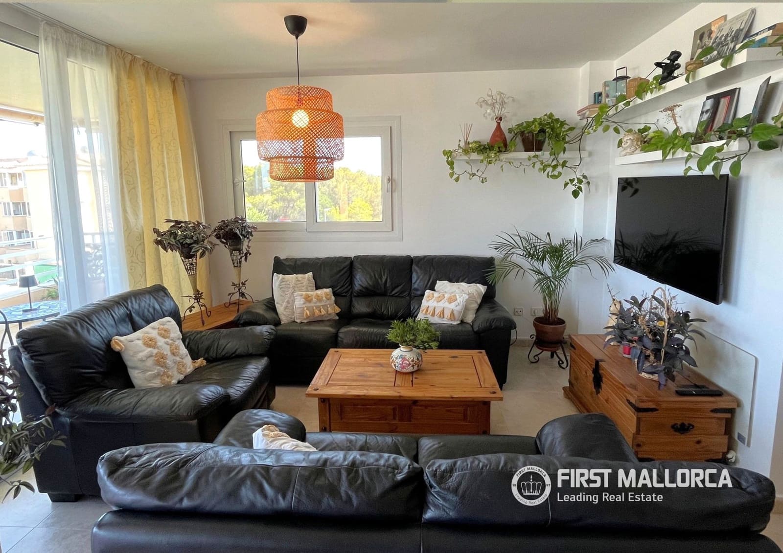 3 slaapkamer Appartement te huur in Portocolom met garage - € 2.000 (Ref: 10135206)