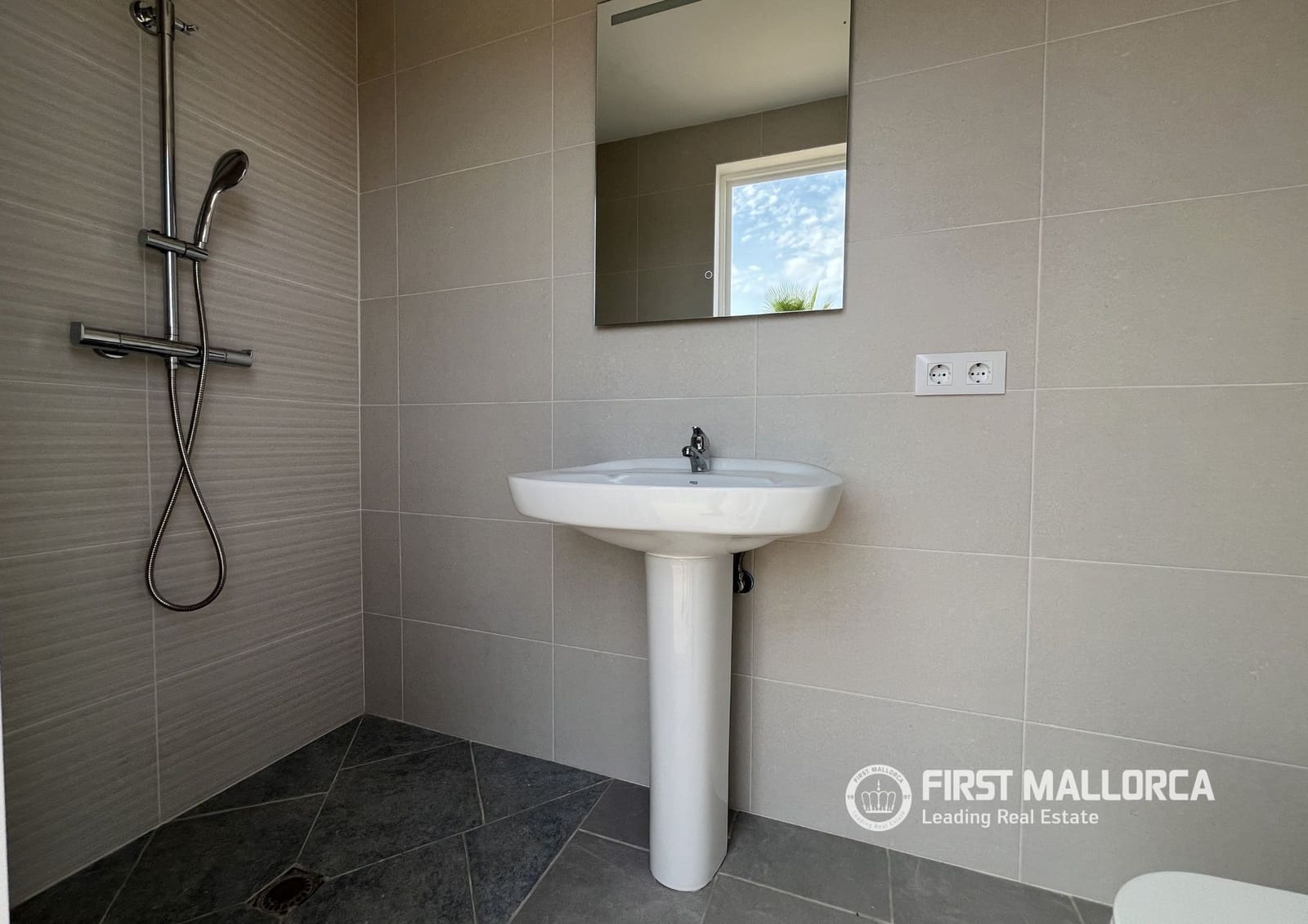3 quarto Quinta/Casa Rural para arrendar em Lloret de Vista Alegre com piscina garagem - 3 900 € (Ref: 10145291)