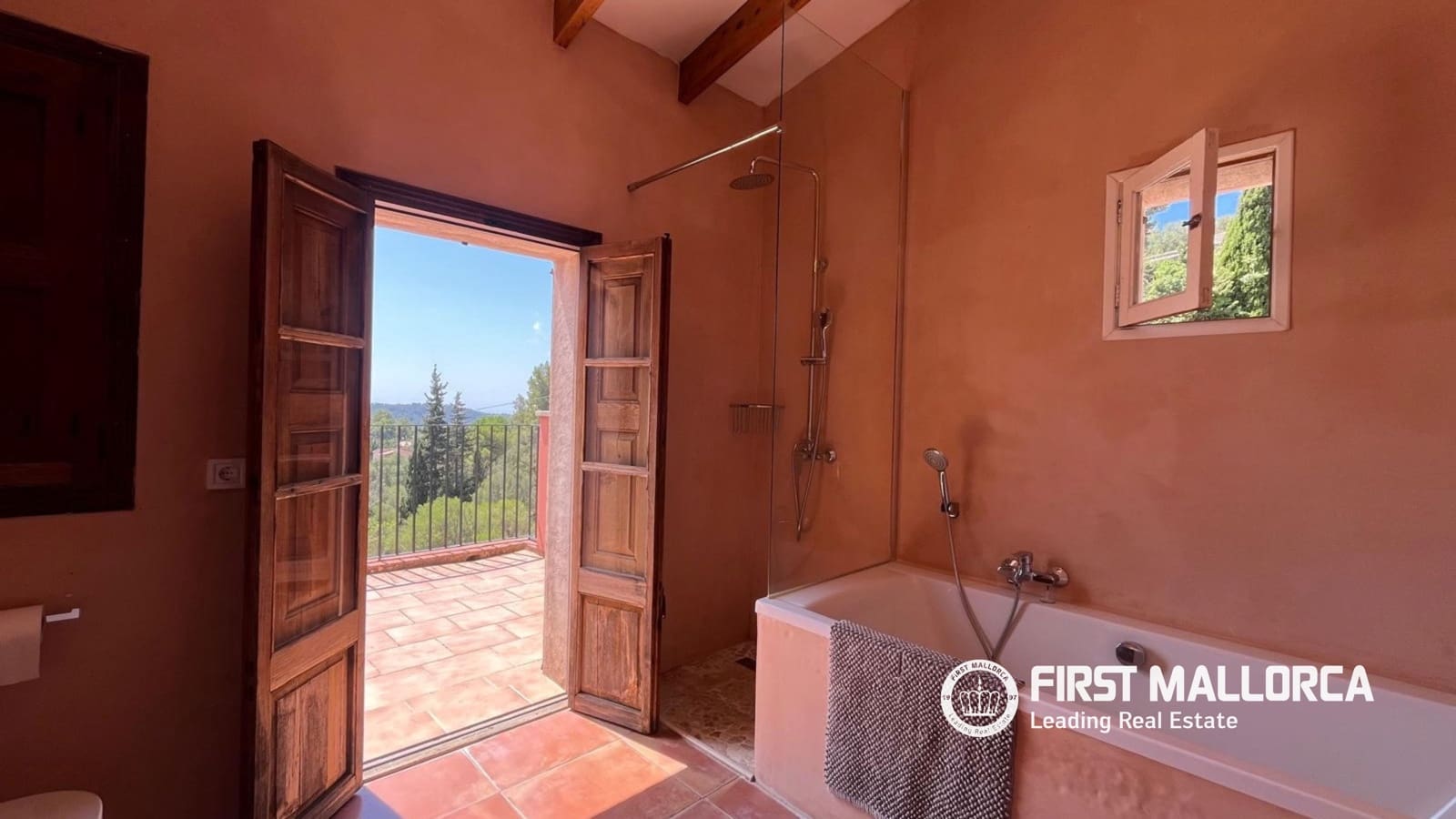 4 bedroom Finca/Country House for sale in Galilea with pool garage - € 1,350,000 (Ref: 10148123)