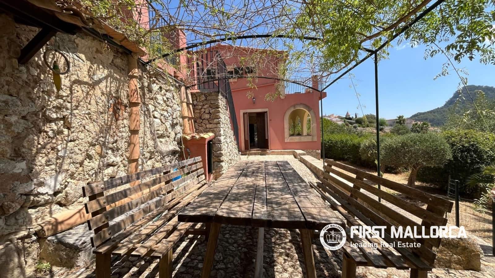 4 bedroom Finca/Country House for sale in Galilea with pool garage - € 1,350,000 (Ref: 10148123)