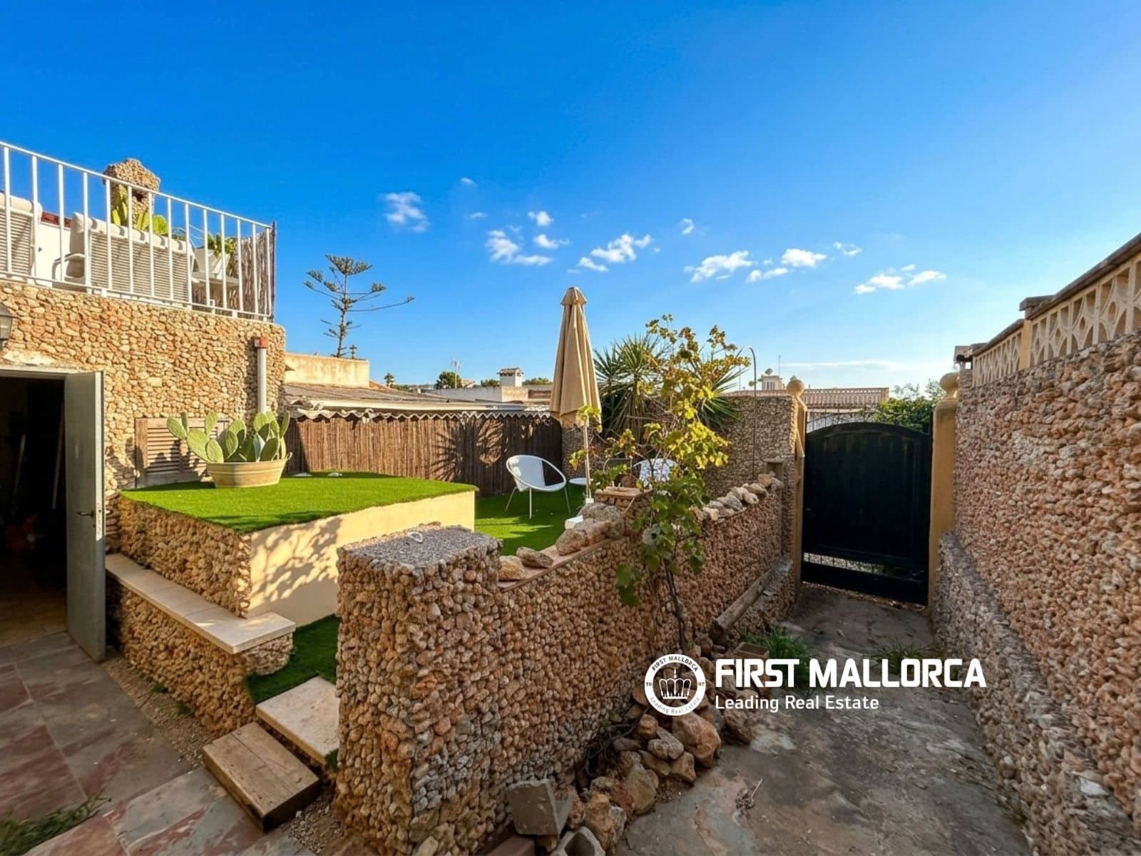 2 quarto Casa em Banda para venda em Genova - 795 000 € (Ref: 10154297)