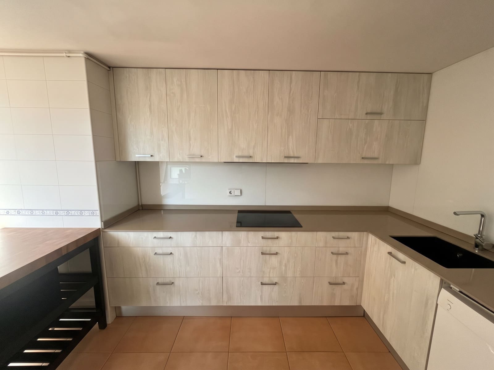 3 soveværelse Lejlighed til leje i Bendinat med swimmingpool garage - € 3.000 (Ref: 10157018)