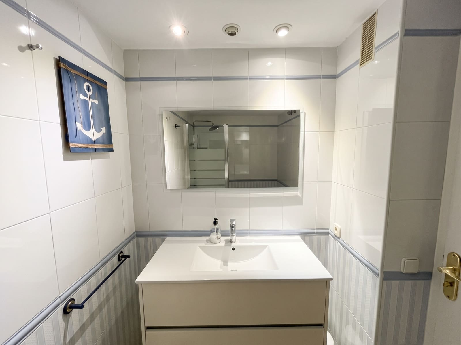 3 soveværelse Lejlighed til leje i Bendinat med swimmingpool garage - € 3.000 (Ref: 10157018)