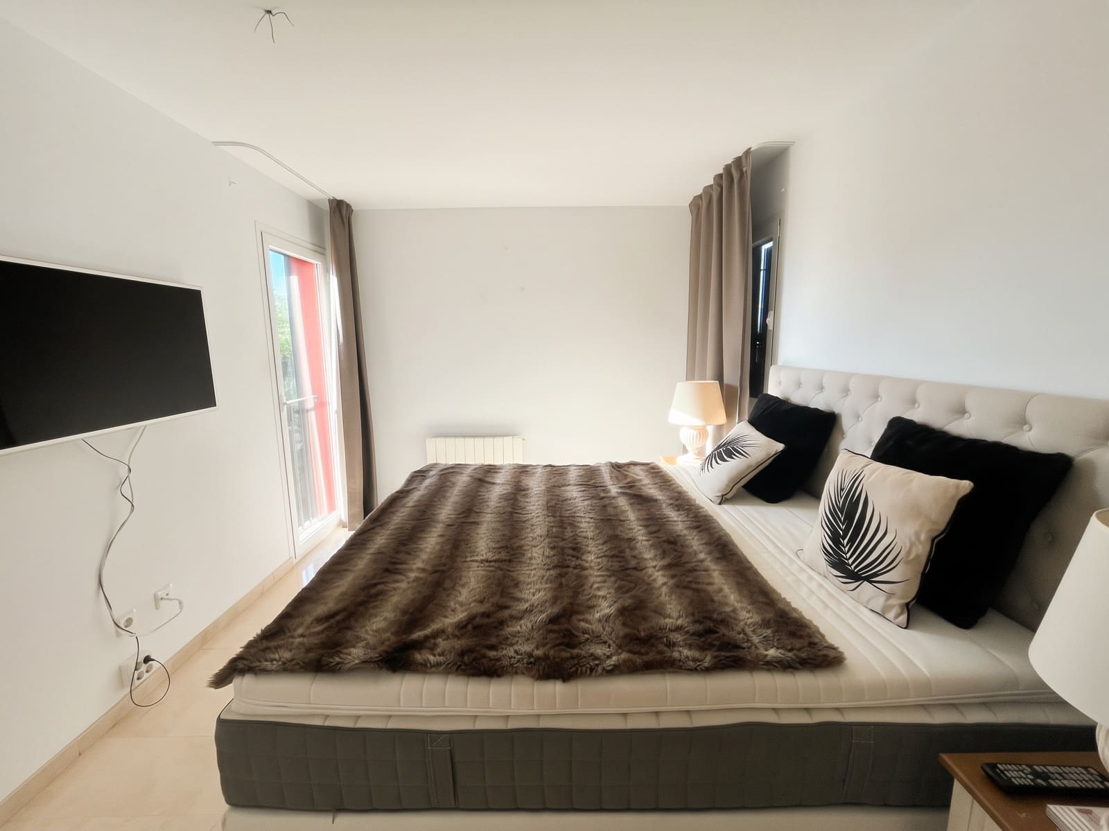 3 soveværelse Lejlighed til leje i Bendinat med swimmingpool garage - € 3.000 (Ref: 10157018)