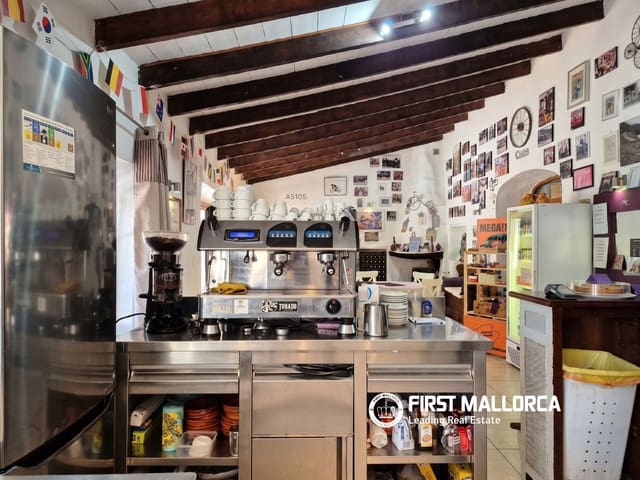 3 slaapkamer Commercieel te koop in Orient, Bunyola met zwembad - € 890.000 (Ref: 10157019)