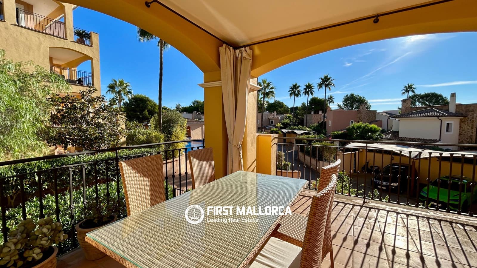 2 soveværelse Lejlighed til salg i Santa Ponsa med swimmingpool garage - € 850.000 (Ref: 10158754)