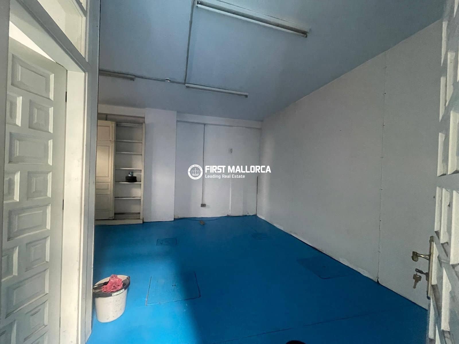 Commercieel te huur in Calvia met garage - € 6.500 (Ref: 10158755)