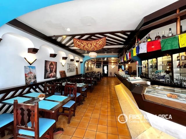 1 slaapkamer Commercieel te koop in Puerto de Andratx, Andratx met garage - € 270.000 (Ref: 10160604)