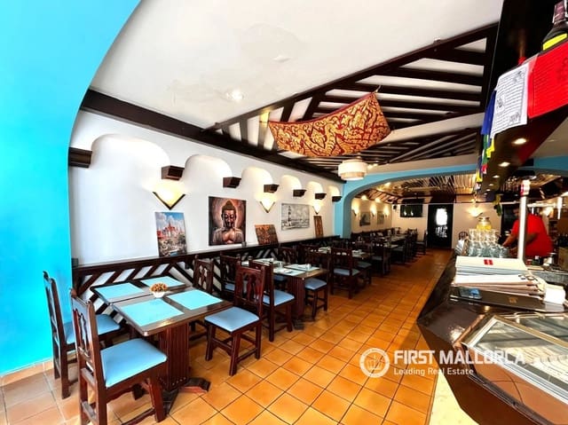 1 slaapkamer Commercieel te koop in Puerto de Andratx, Andratx met garage - € 270.000 (Ref: 10160604)