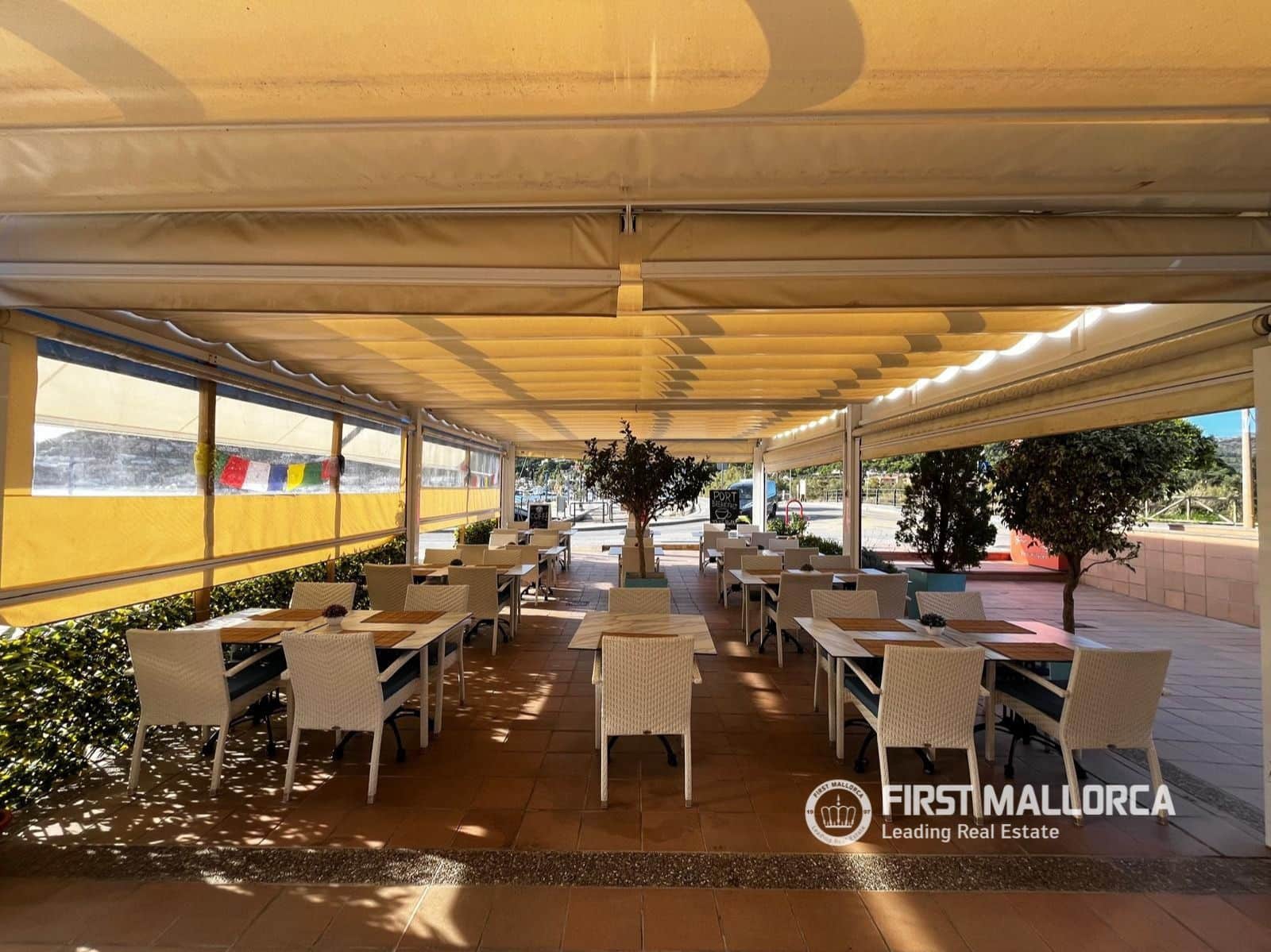 1 slaapkamer Commercieel te koop in Puerto de Andratx met garage - € 270.000 (Ref: 10160604)