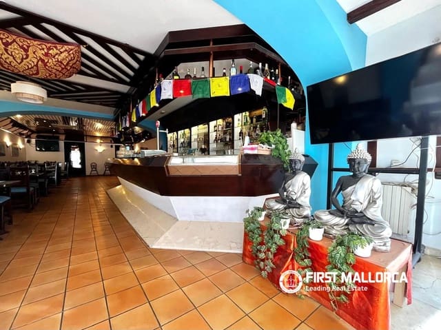 1 slaapkamer Commercieel te koop in Puerto de Andratx, Andratx met garage - € 270.000 (Ref: 10160604)