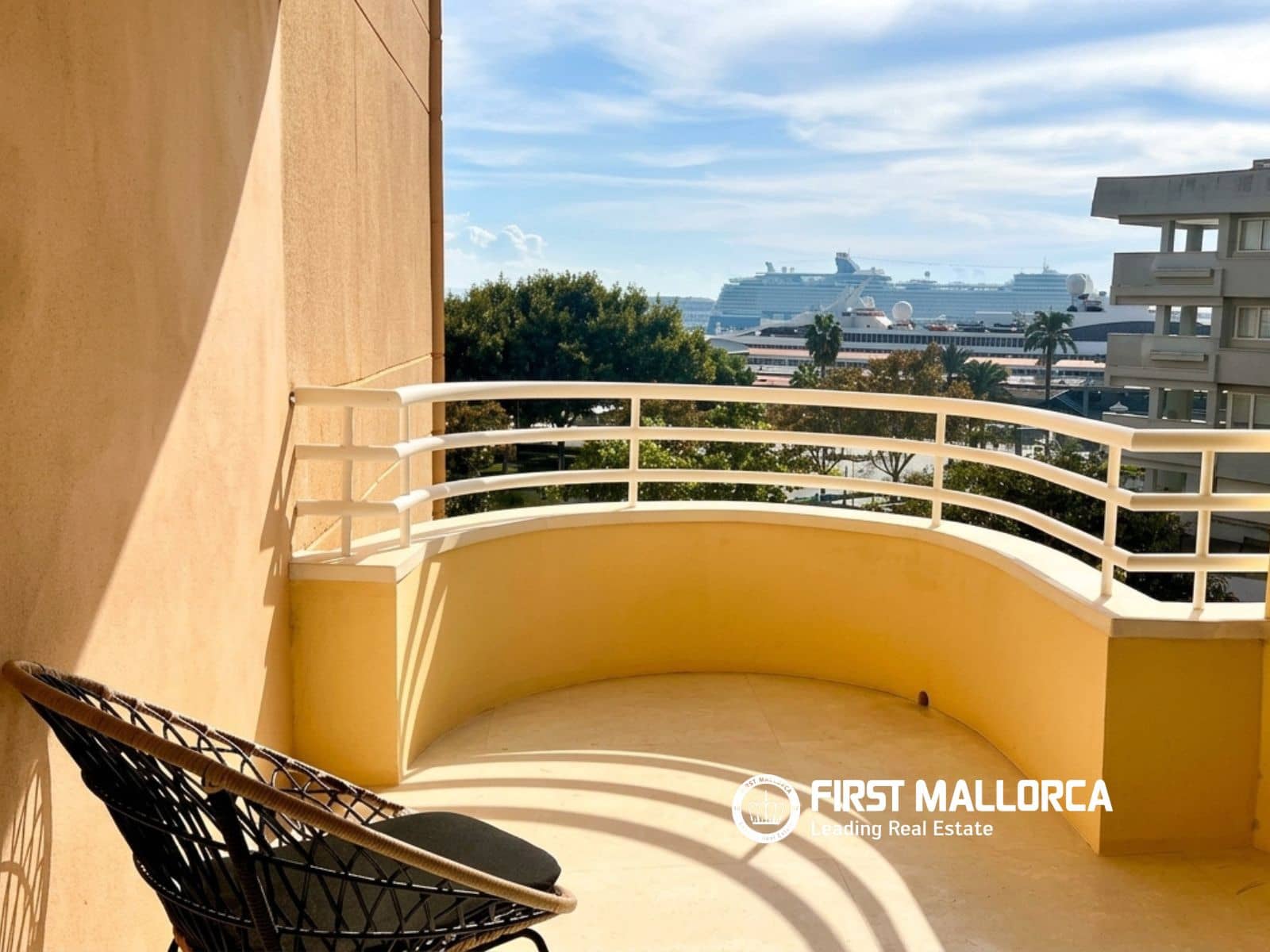 3 quarto Apartamento para arrendar em Palma de Mallorca com piscina garagem - 6 000 € (Ref: 10167946)