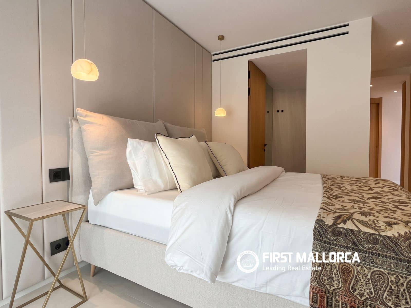 3 quarto Apartamento para arrendar em Palma de Mallorca com piscina garagem - 6 000 € (Ref: 10167946)