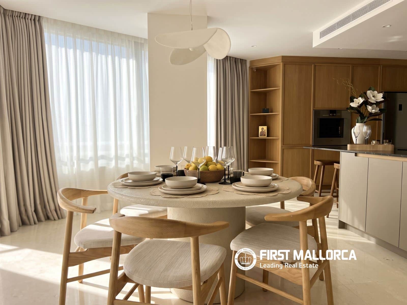 3 quarto Apartamento para arrendar em Palma de Mallorca com piscina garagem - 6 000 € (Ref: 10167946)