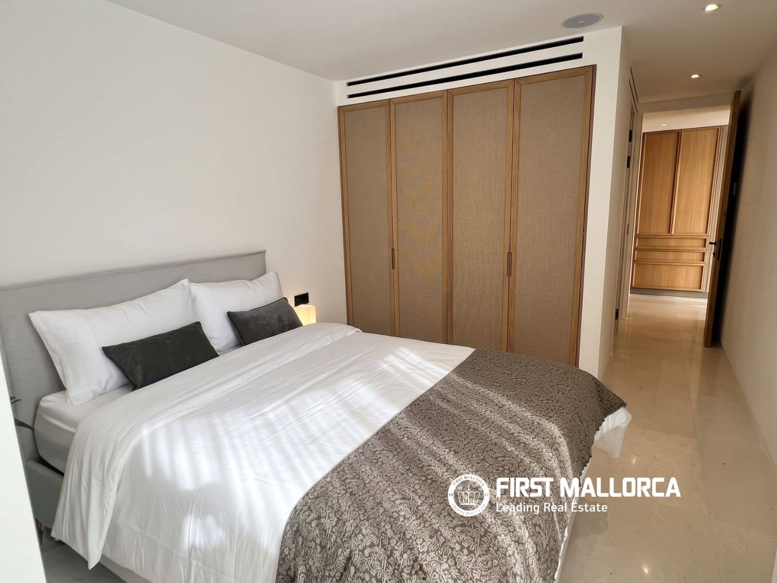 3 quarto Apartamento para arrendar em Palma de Mallorca com piscina garagem - 6 000 € (Ref: 10167946)