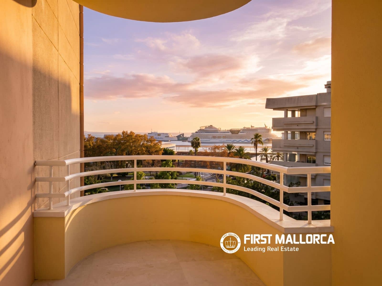 3 quarto Apartamento para arrendar em Palma de Mallorca com piscina garagem - 6 000 € (Ref: 10167946)