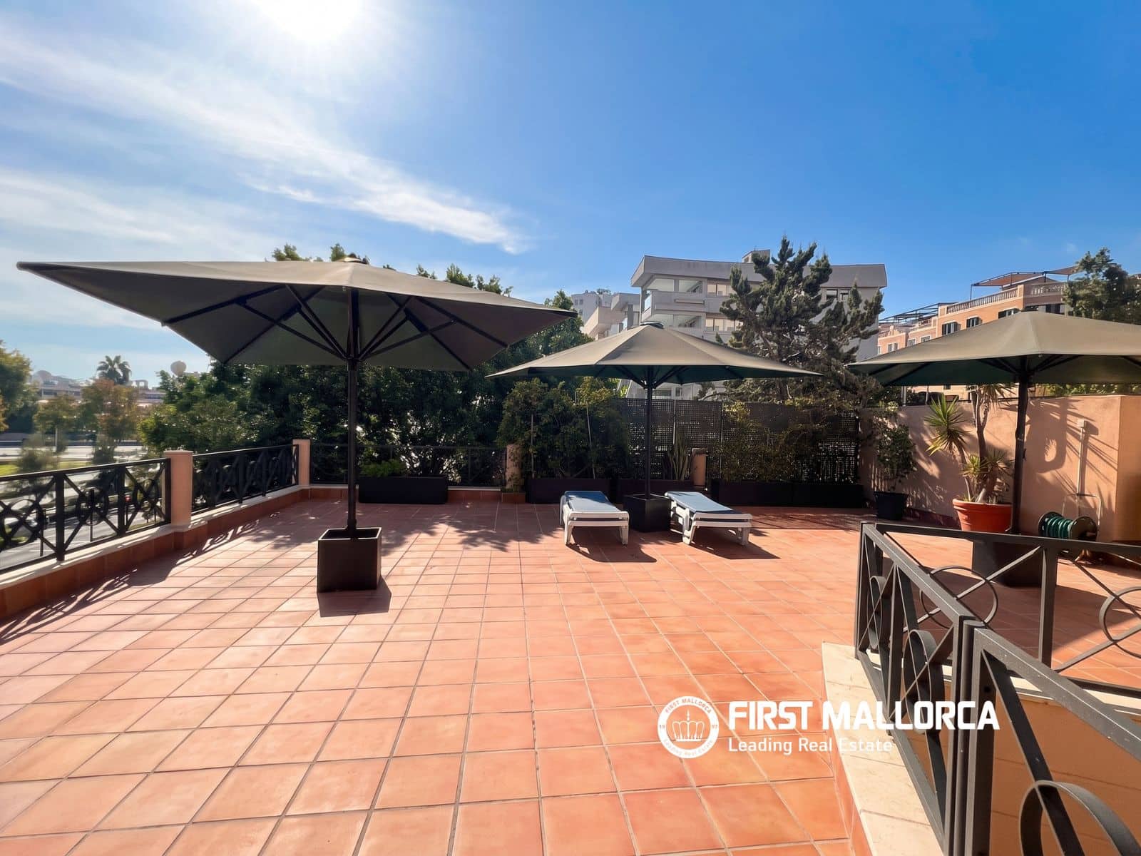 3 quarto Apartamento para arrendar em Palma de Mallorca com piscina garagem - 6 000 € (Ref: 10167946)