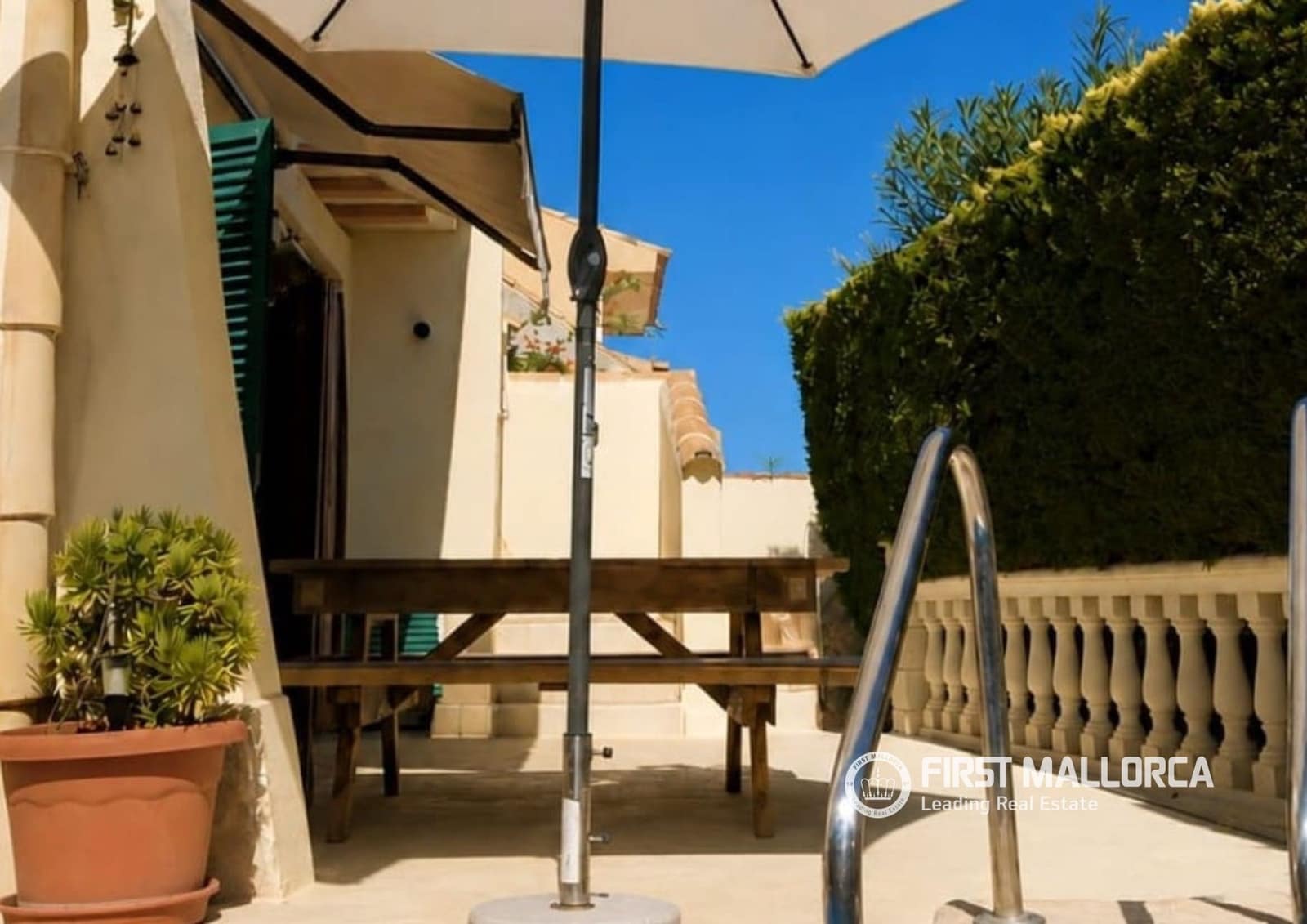 2 bedroom Villa for sale in Cala Murada with pool garage - € 479,000 (Ref: 10167947)