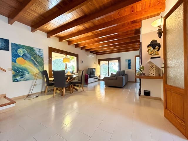 Chalet de 4 habitaciones en Portol, Marratxí en venta con piscina garaje - 1.299.000 € (Ref: 10176010)