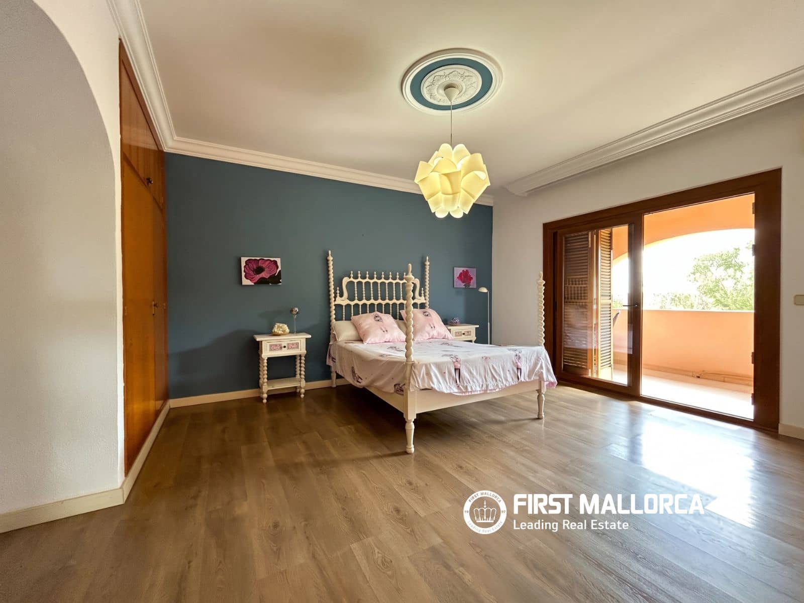 Chalet de 4 habitaciones en Portol en venta con piscina garaje - 1.299.000 € (Ref: 10176010)