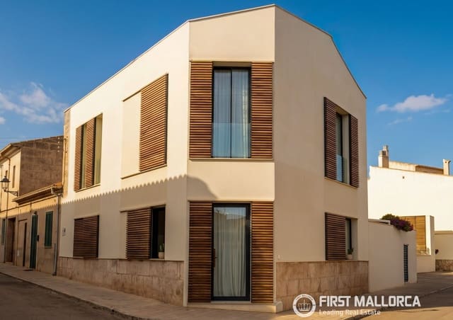 3 sypialnia Dom na sprzedaż w Ses Salines z basenem - 1 680 000 € (Ref: 10179600)