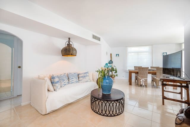 2 bedroom Apartment for sale in Illetas, Calvià with pool - € 625,000 (Ref: 10182186)