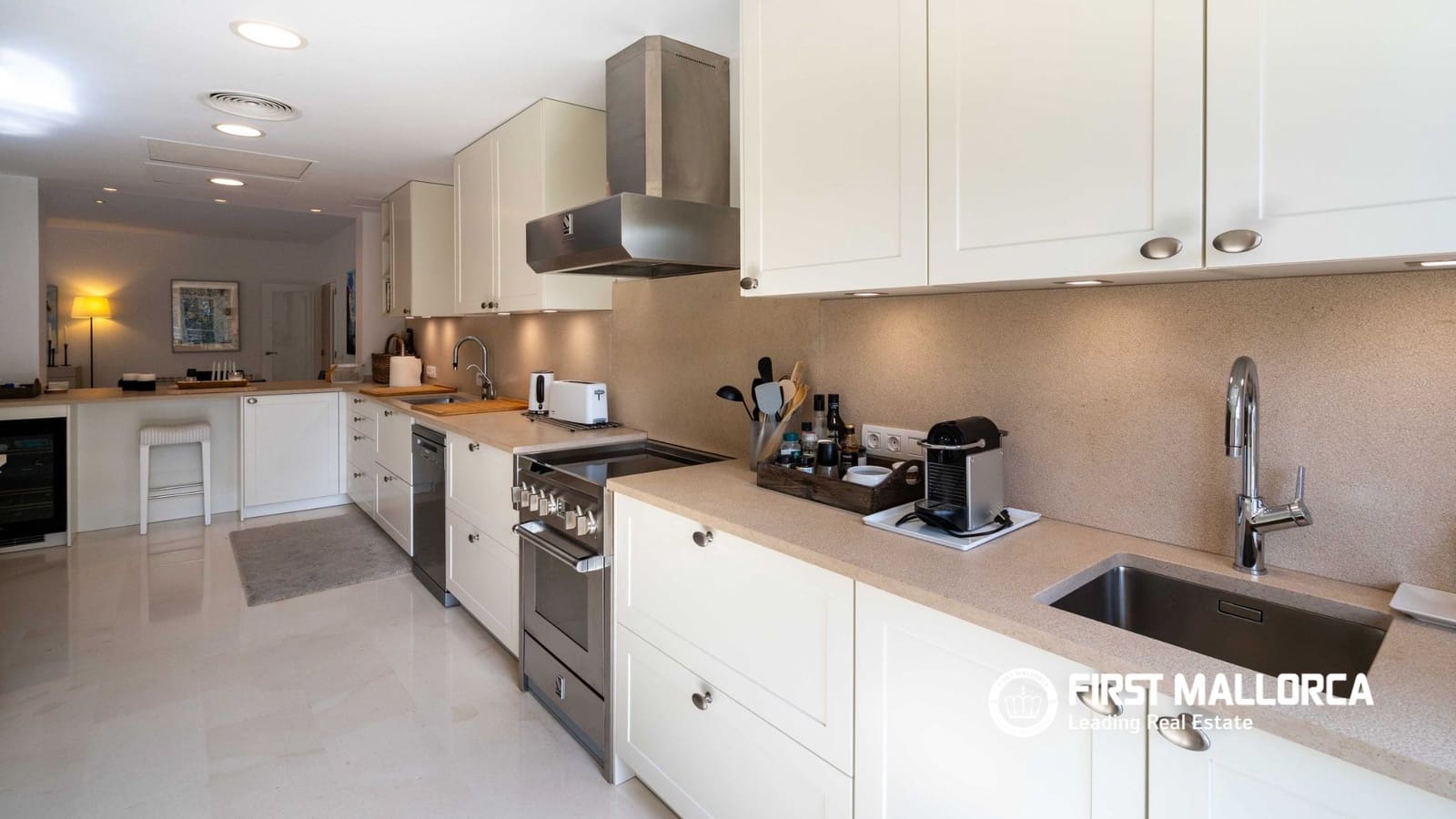 3 quarto Apartamento para venda em Son Vida com piscina garagem - 1 800 000 € (Ref: 10182191)
