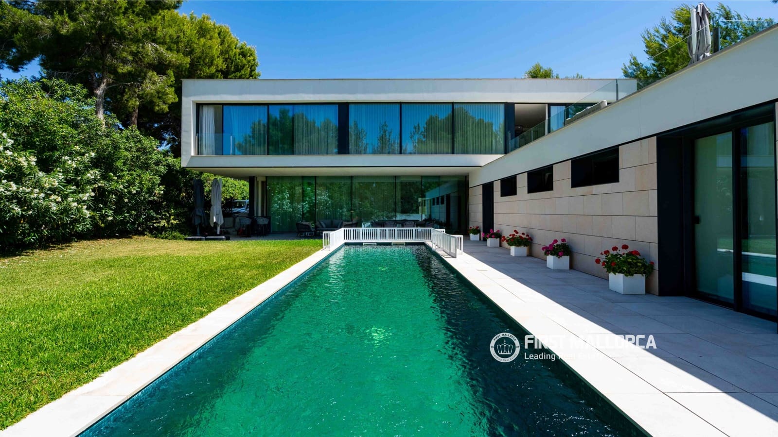 4 chambre Villa/Maison à vendre à Santa Ponsa avec piscine garage - 4 950 000 € (Ref: 10182192)
