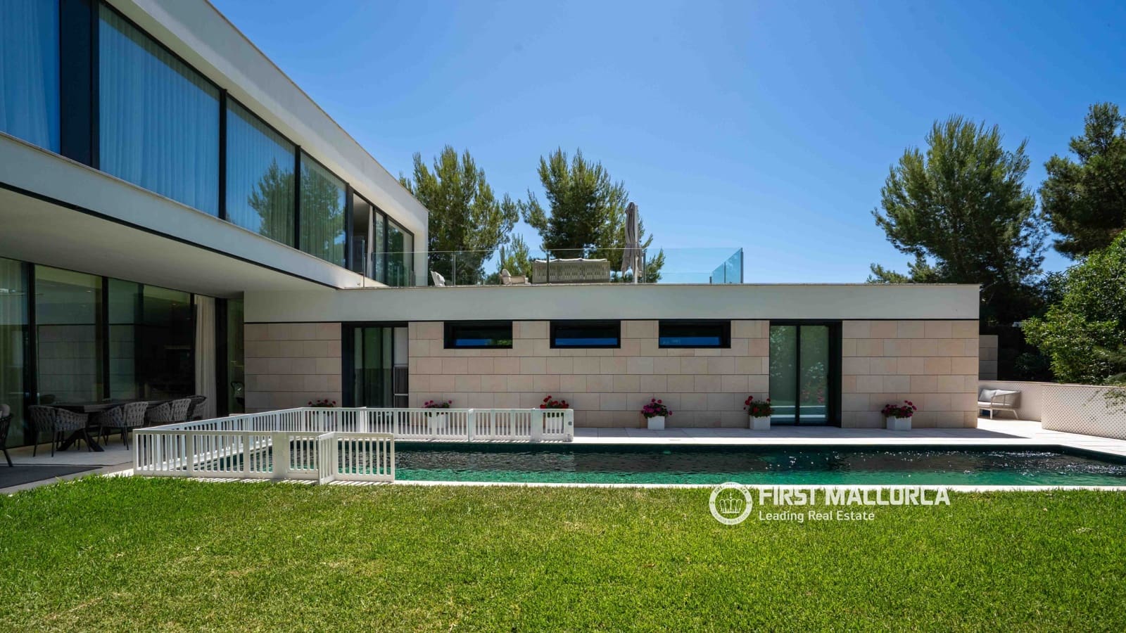 4 chambre Villa/Maison à vendre à Santa Ponsa avec piscine garage - 4 950 000 € (Ref: 10182192)