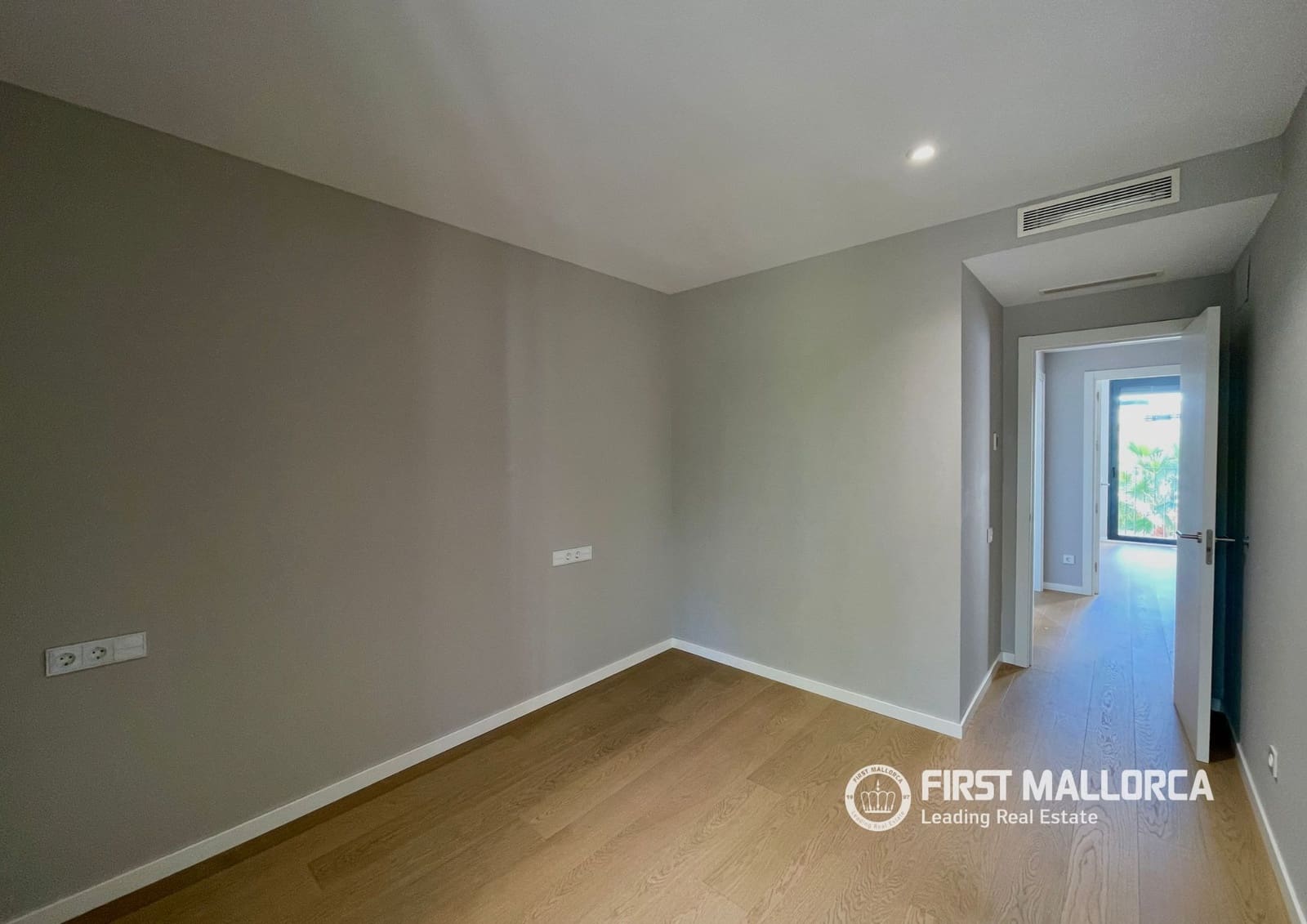 4 soveværelse Penthouse til salg i Palma de Mallorca med garage - € 1.639.000 (Ref: 10183947)