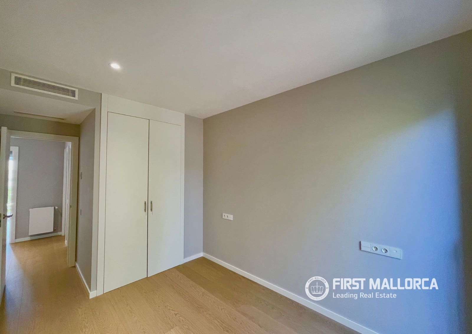 4 soveværelse Penthouse til salg i Palma de Mallorca med garage - € 1.639.000 (Ref: 10183947)