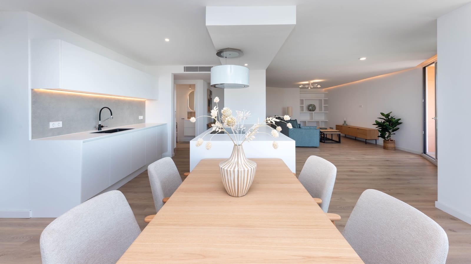 3 soverom Leilighet til salgs i Palma de Mallorca med svømmebasseng garasje - € 1 550 000 (Ref: 5562098)